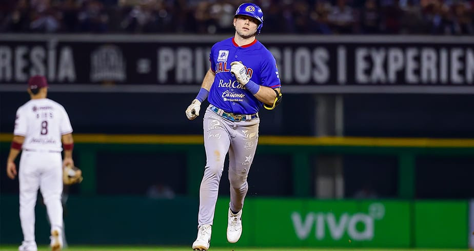 Charros pega primero en la Final del Pacífico