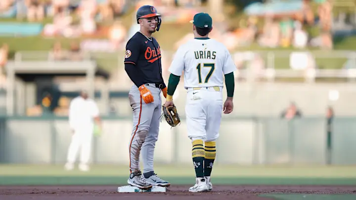 Luis y Ramón Urías confirmados con México para el WBC