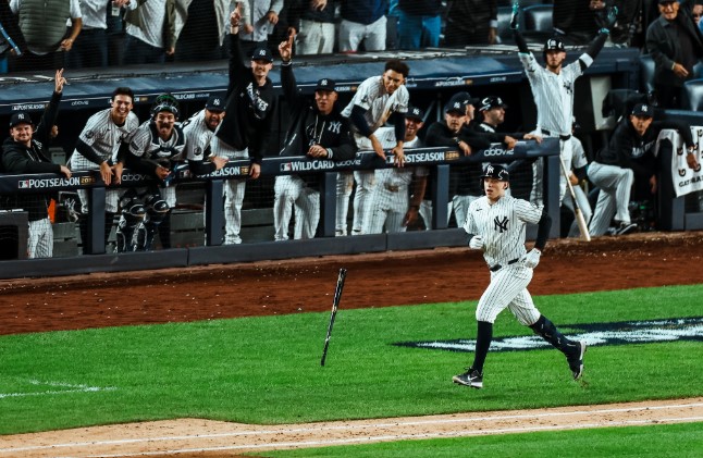 Primer golpe en las series de Wild Card